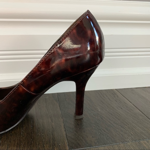 Liz Claiborne Flex Size 7.5 Burgundy 3.5 Inch High Heels - Picture 8 of 12